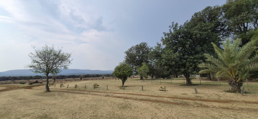 6 Bedroom Property for Sale in Zeerust North West